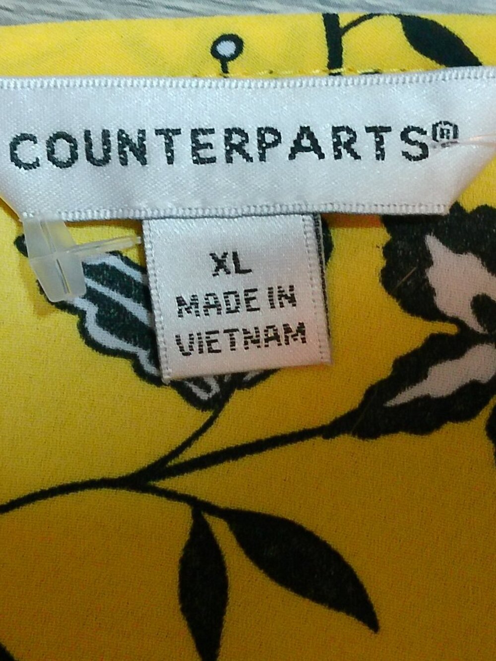 Counterparts women's yellow flutter sleeve blouse Size XL (J) - Picture 7 of 11